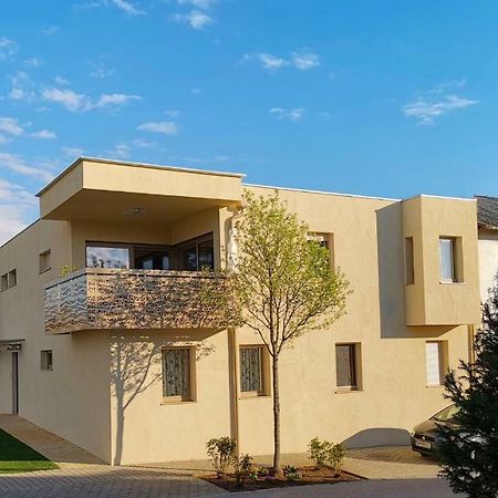 Pannonia Appartements Neusiedl am See Zewnętrze zdjęcie