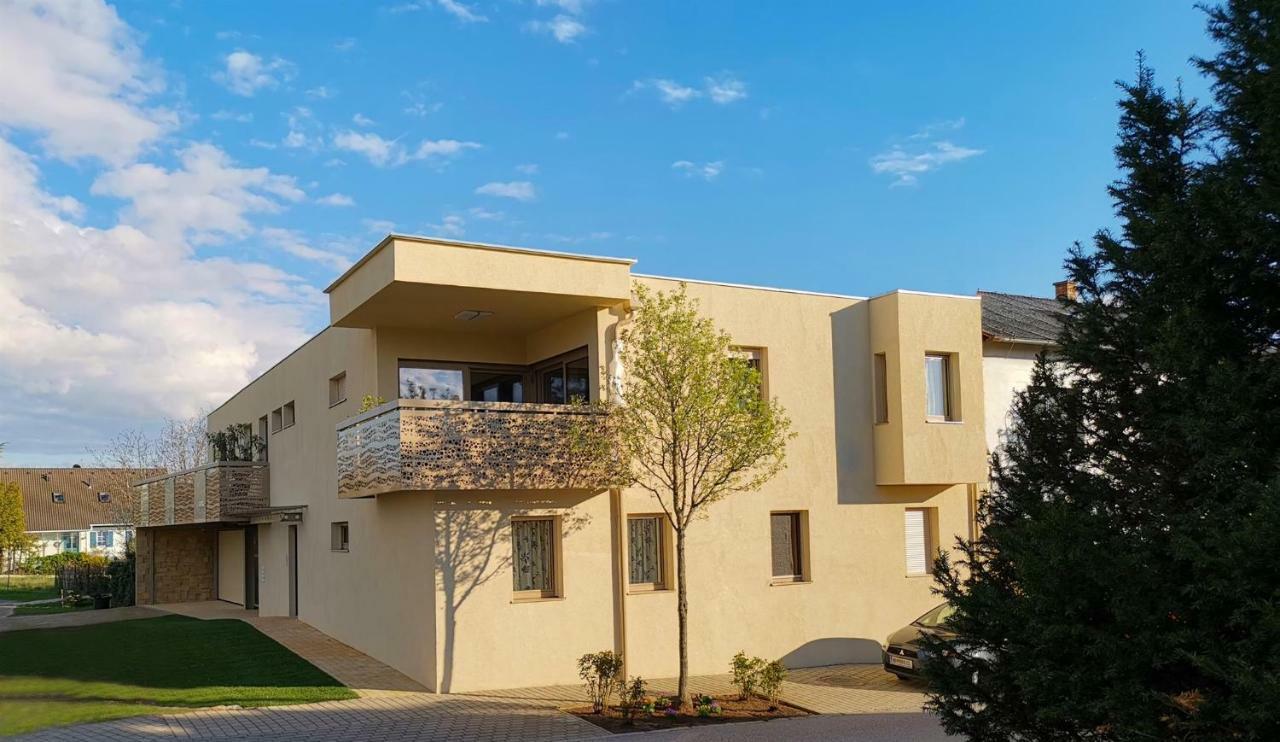 Pannonia Appartements Neusiedl am See Zewnętrze zdjęcie
